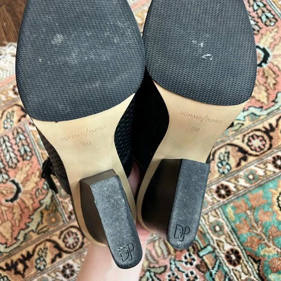 Donald Pliner Slingback Heeled Mules, Size 9, Black - Picture 8 of 9